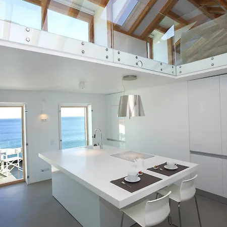 Season Apartments Sesimbra Room photo