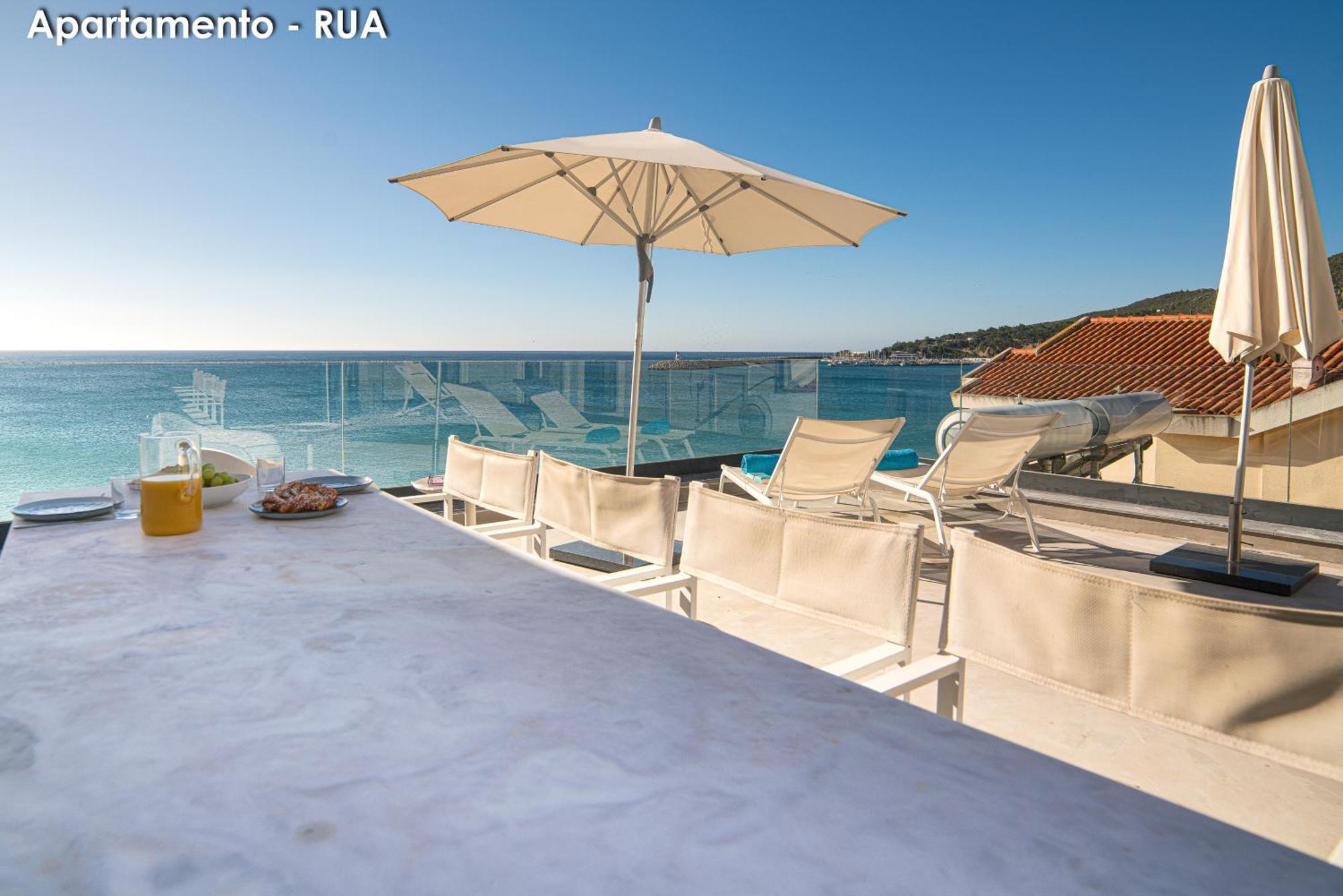 Apartment Season Sesimbra